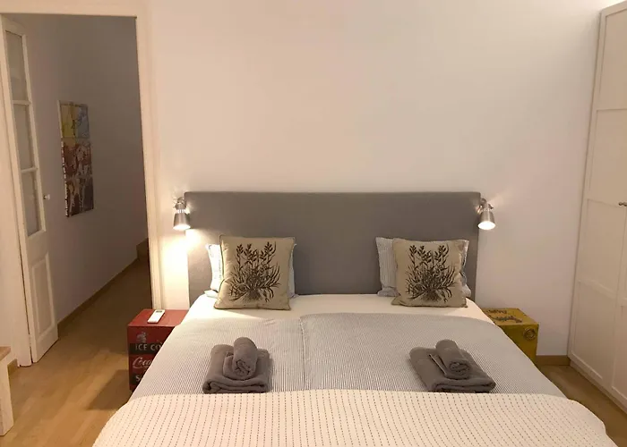 Beautiful Apartment In C/Sepulveda